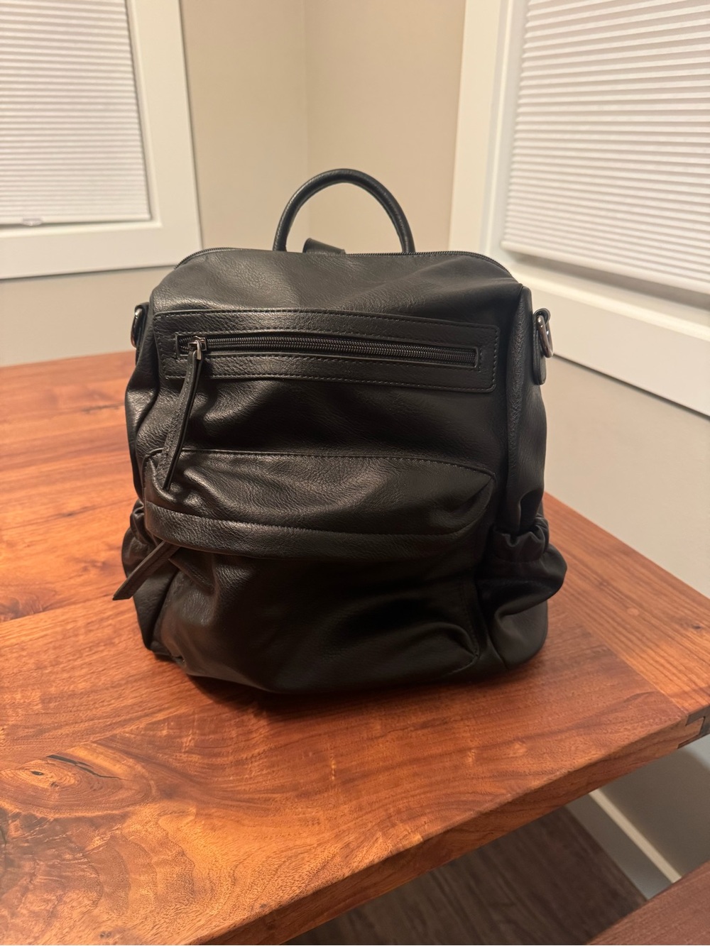 Women’s Black Leather Backpack